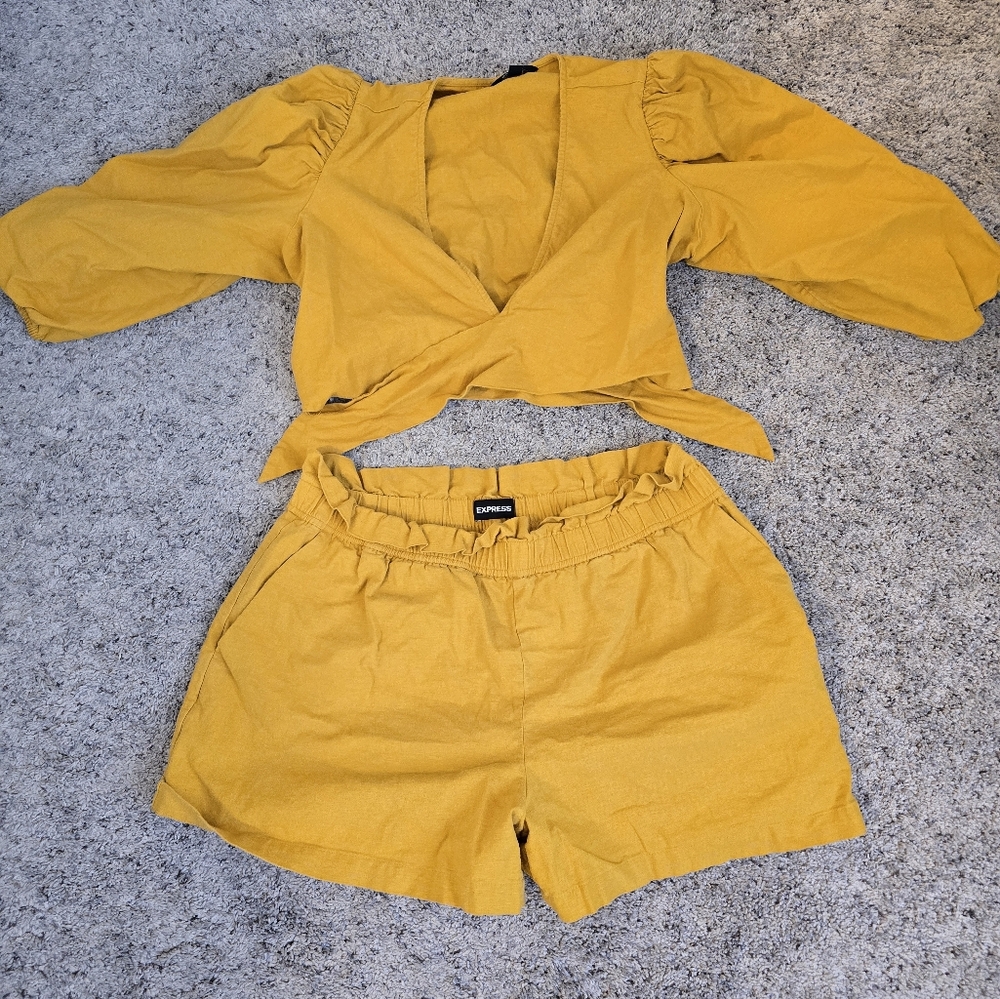 EXPRESS Short set - Picture 3 of 3